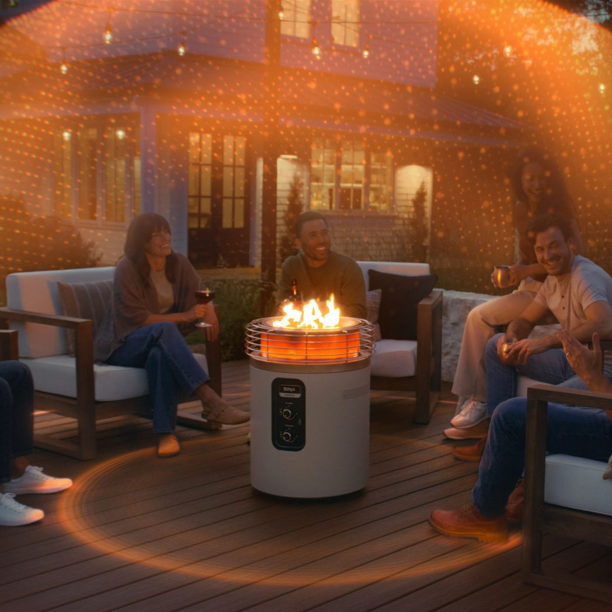 Ninja Fireside360™ Outdoor Heater & Fire Pit and Soft Cover Bundle